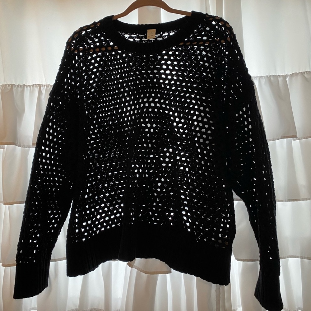 Old Navy black sweater